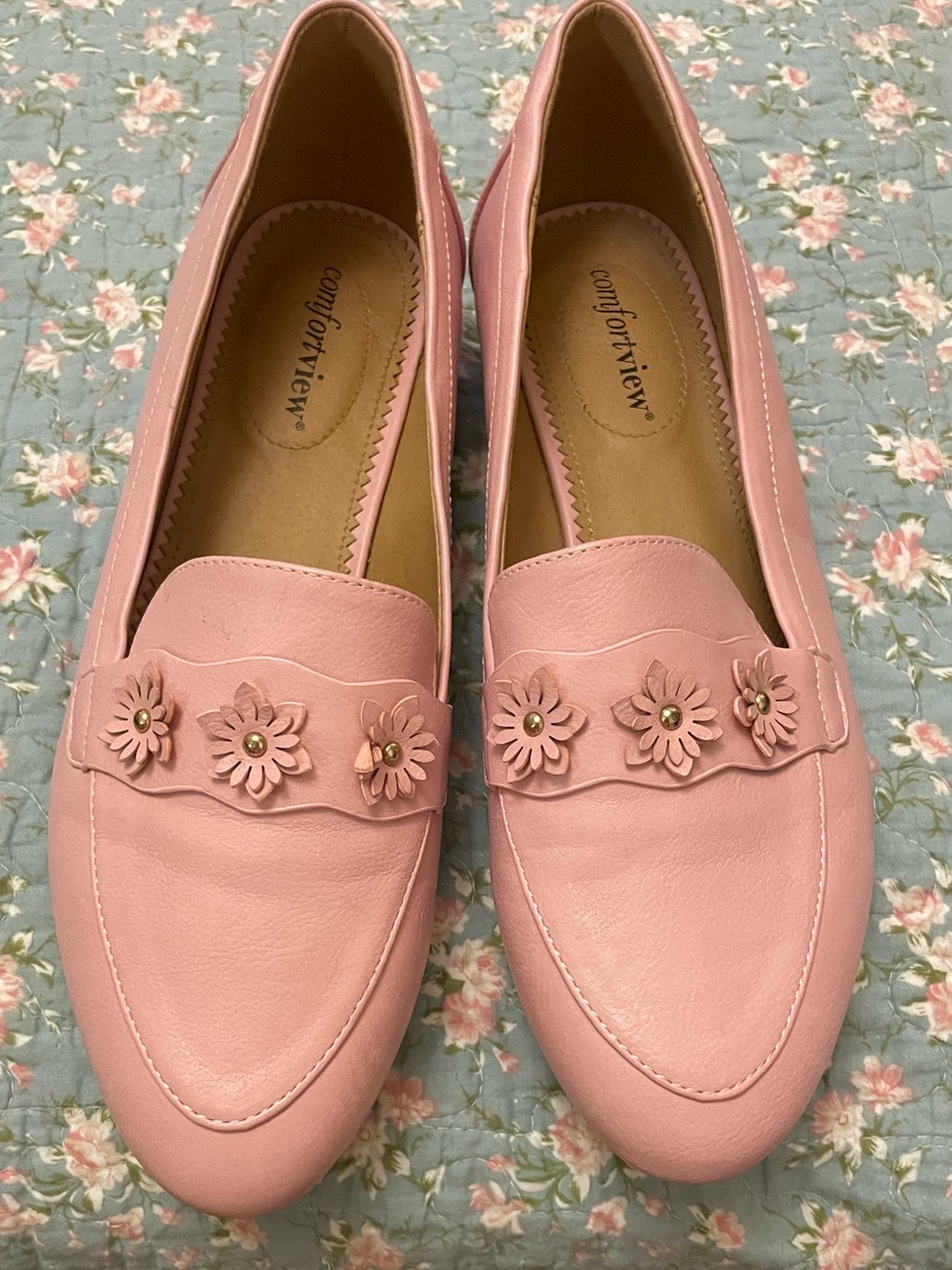 comfortview Pink Floral Applique Slip-On Loafers